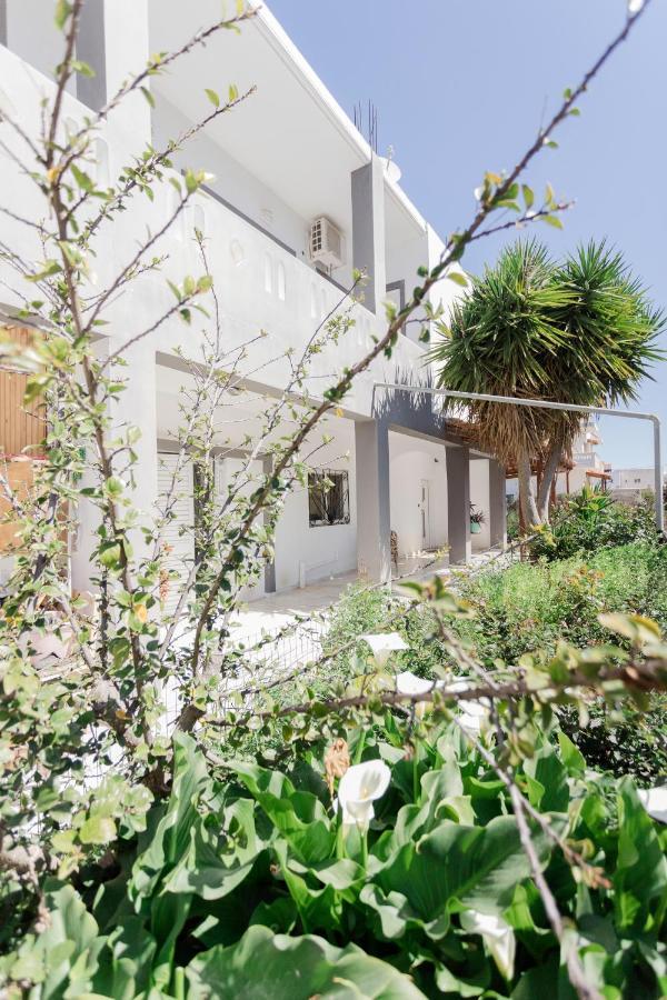 Arias'-Welcoming Guest House Kounoupidhianá エクステリア 写真